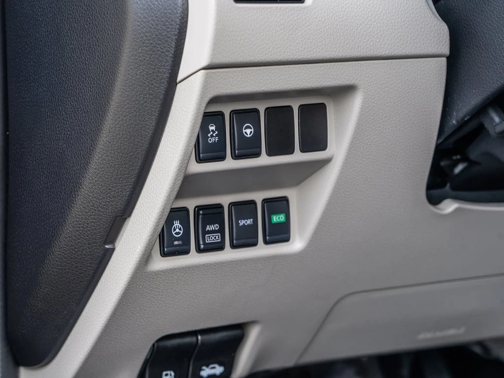 Nissan Qashqai * AWD SV CVT * CARFAX * ����������� | Mobile.bg � ����������� 17