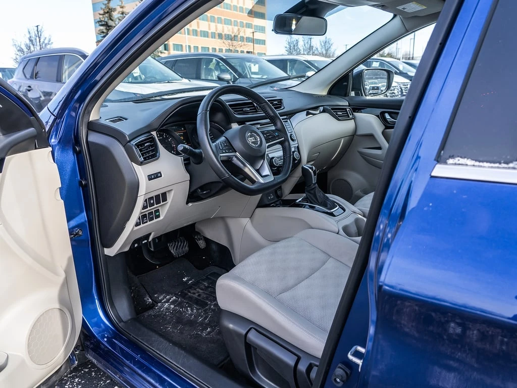 Nissan Qashqai * AWD SV CVT * CARFAX * ����������� | Mobile.bg � ����������� 8