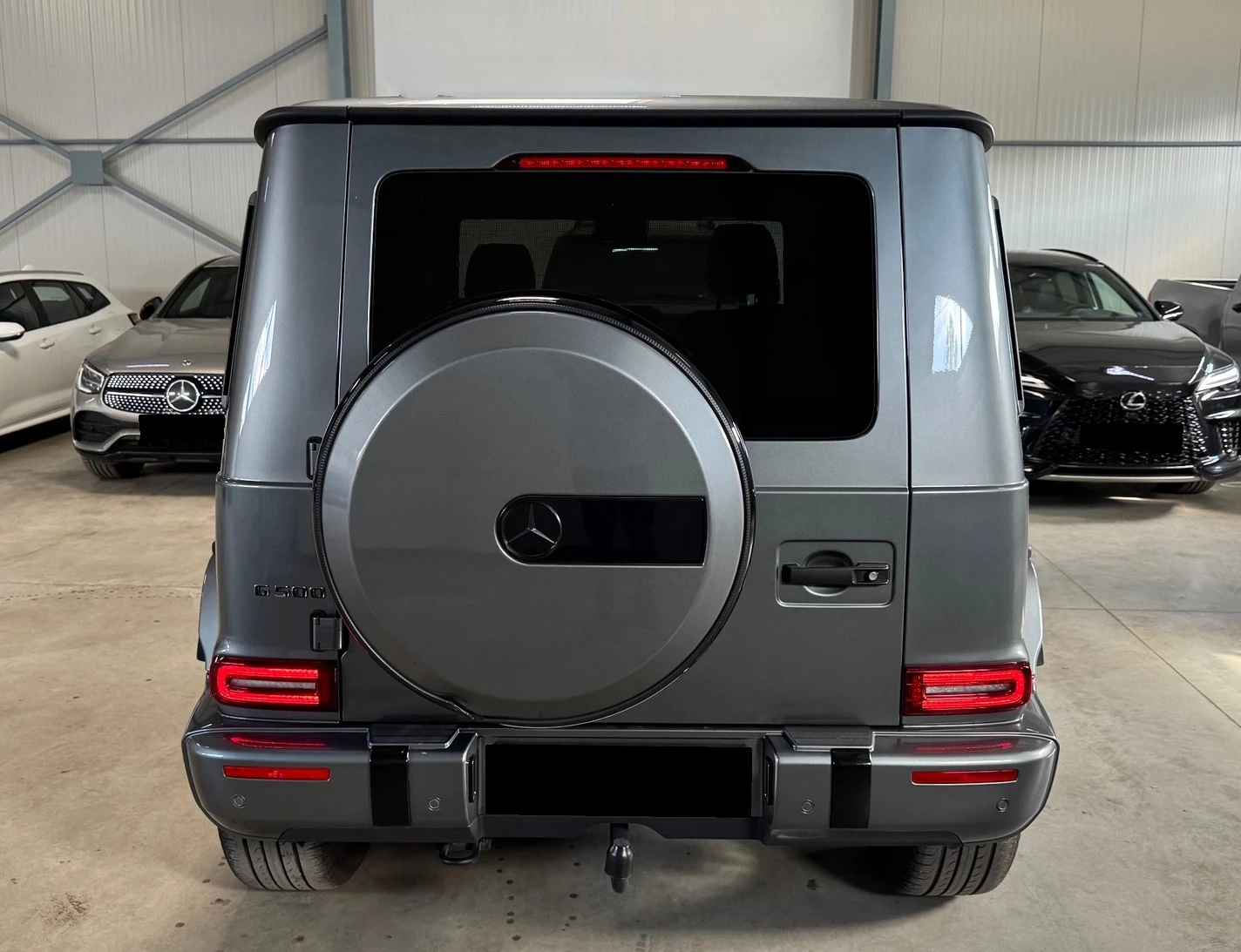 Mercedes-Benz G 500  - изображение 4