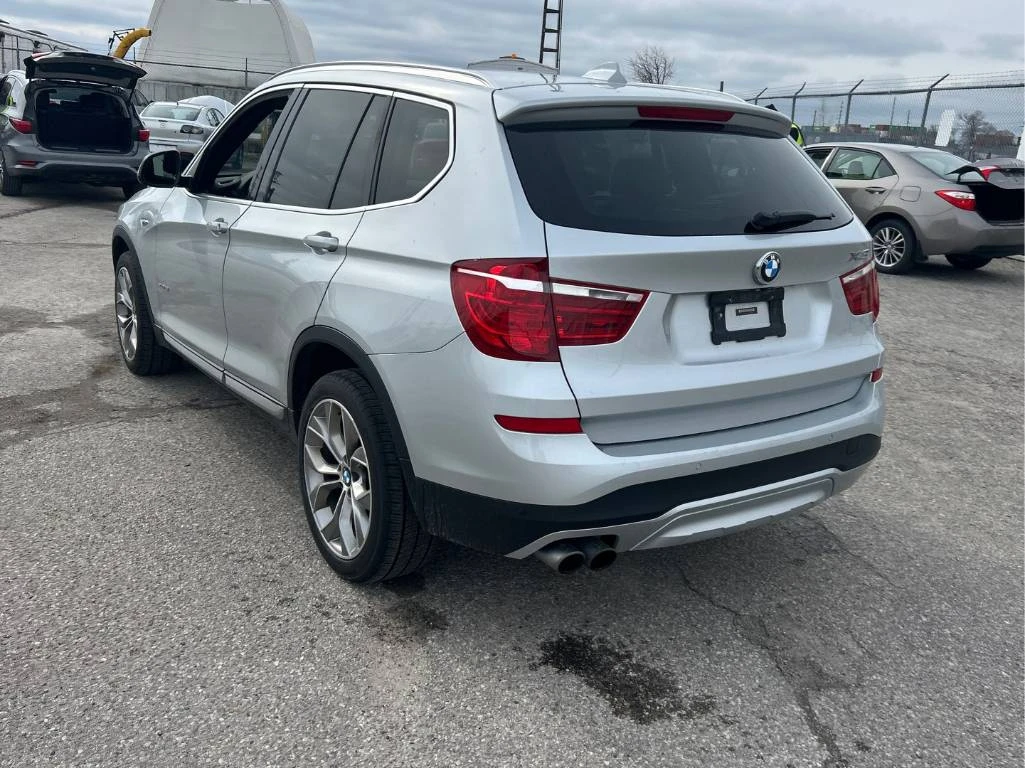 BMW X3 xDrive28i* CARFAX* ХЕД-ЪП * ДВА КЛЮЧА, снимка 6 - Автомобили и джипове - 54094422