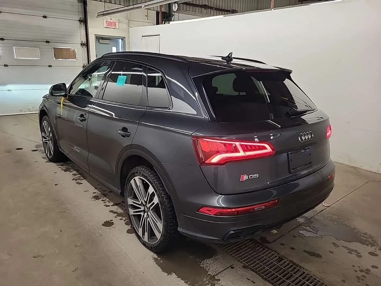 Audi SQ5 * PROGRESSIV * CARFAX * ЦЕНА ДО БГ, снимка 4 - Автомобили и джипове - 54126288