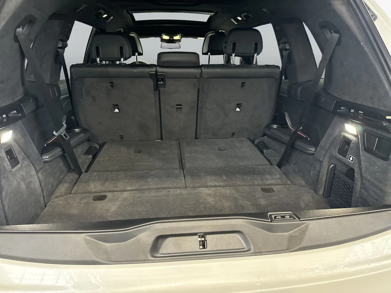 BMW X7 40d/340HP/MSPORTPRO/PANO/360/KLESS/HUD/22/ACC/415z | Mobile.bg � ����������� 8