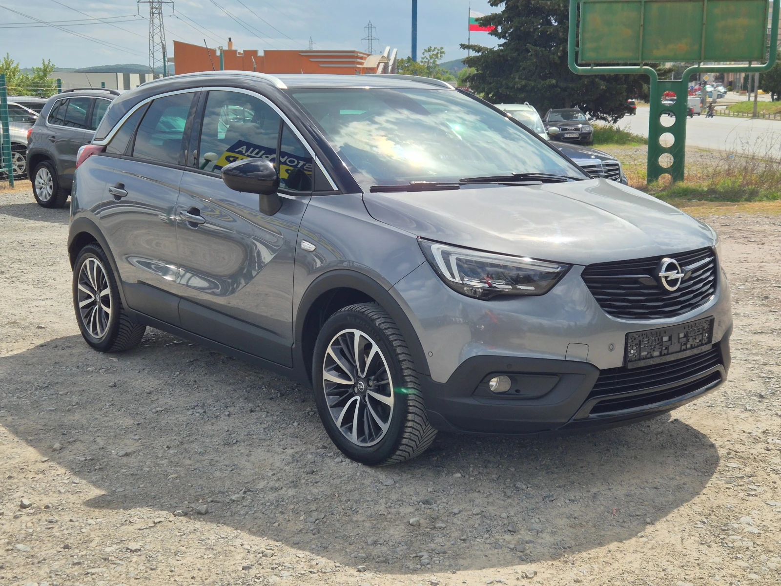 Opel Crossland X 1.2i, снимка 7 - Автомобили и джипове - 54574314