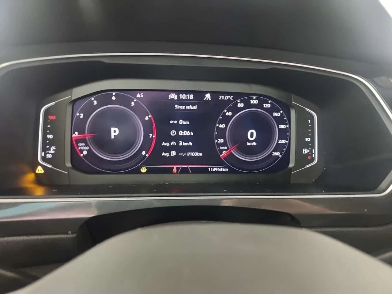 VW Tiguan  R LINE BLACK EDITION | DISTRONIC | PODGREVI , снимка 12 - Автомобили и джипове - 54959889