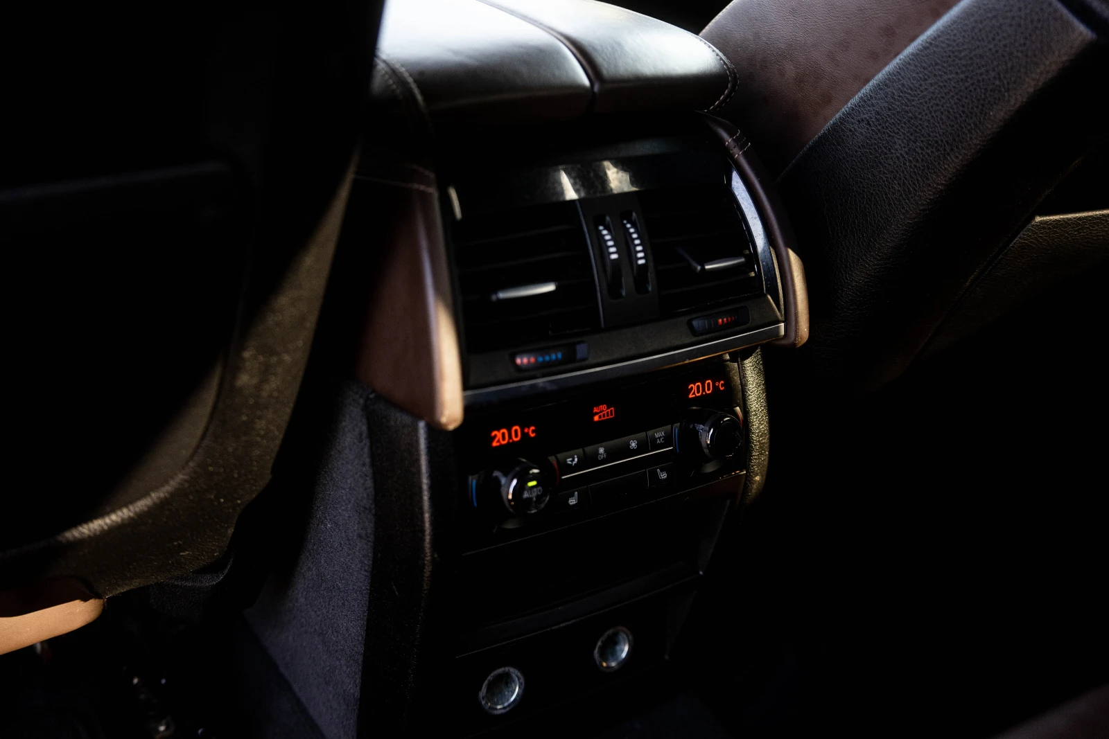 BMW X5 5.0, снимка 14 - Автомобили и джипове - 55664531