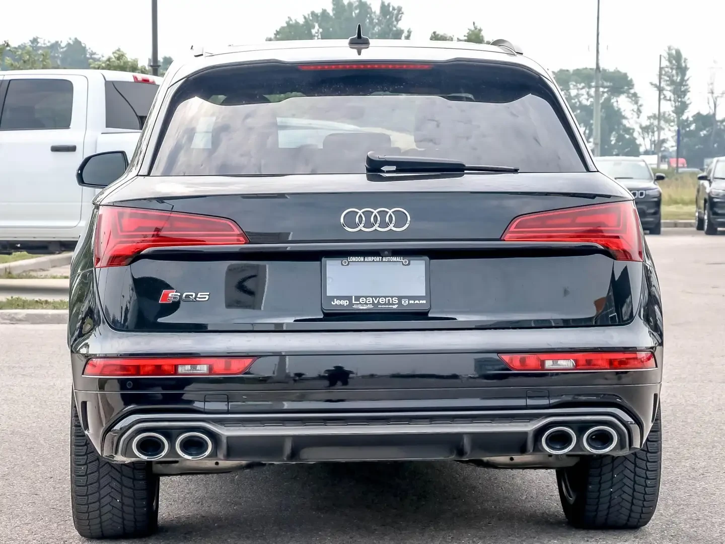 Audi SQ5 MATRIX* ПАНОРАМА* КАМЕРА* LANE* ASSIST* , снимка 3 - Автомобили и джипове - 55789154