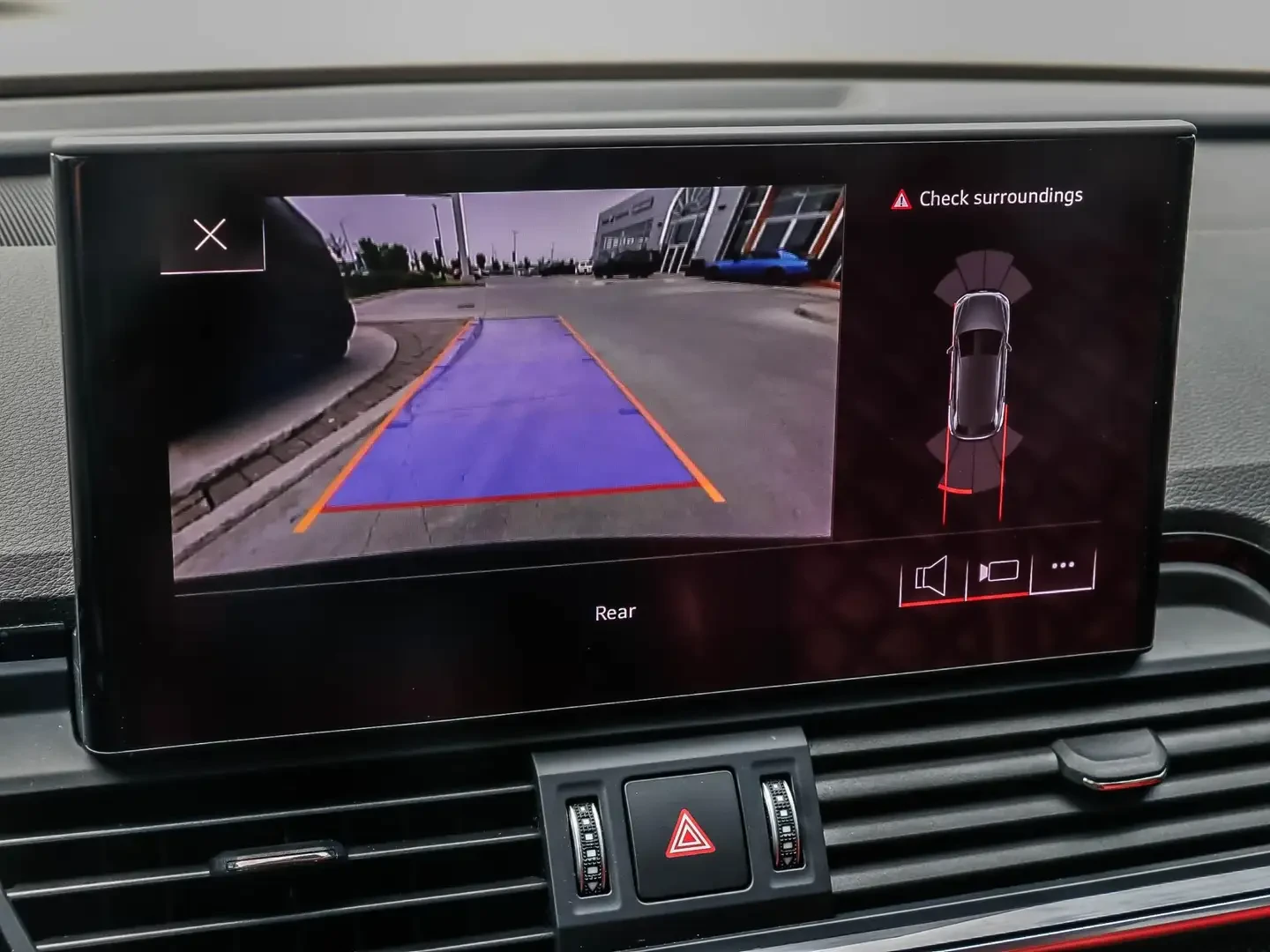 Audi SQ5 MATRIX* ПАНОРАМА* КАМЕРА* LANE* ASSIST* , снимка 7 - Автомобили и джипове - 55789154