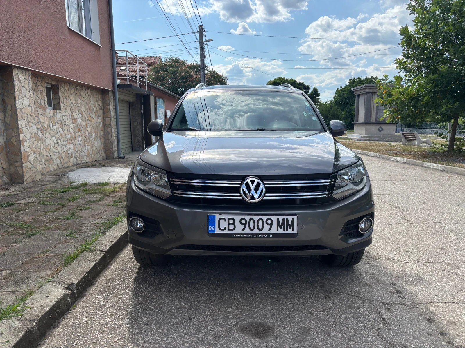 VW Tiguan, снимка 3 - Автомобили и джипове - 55953885
