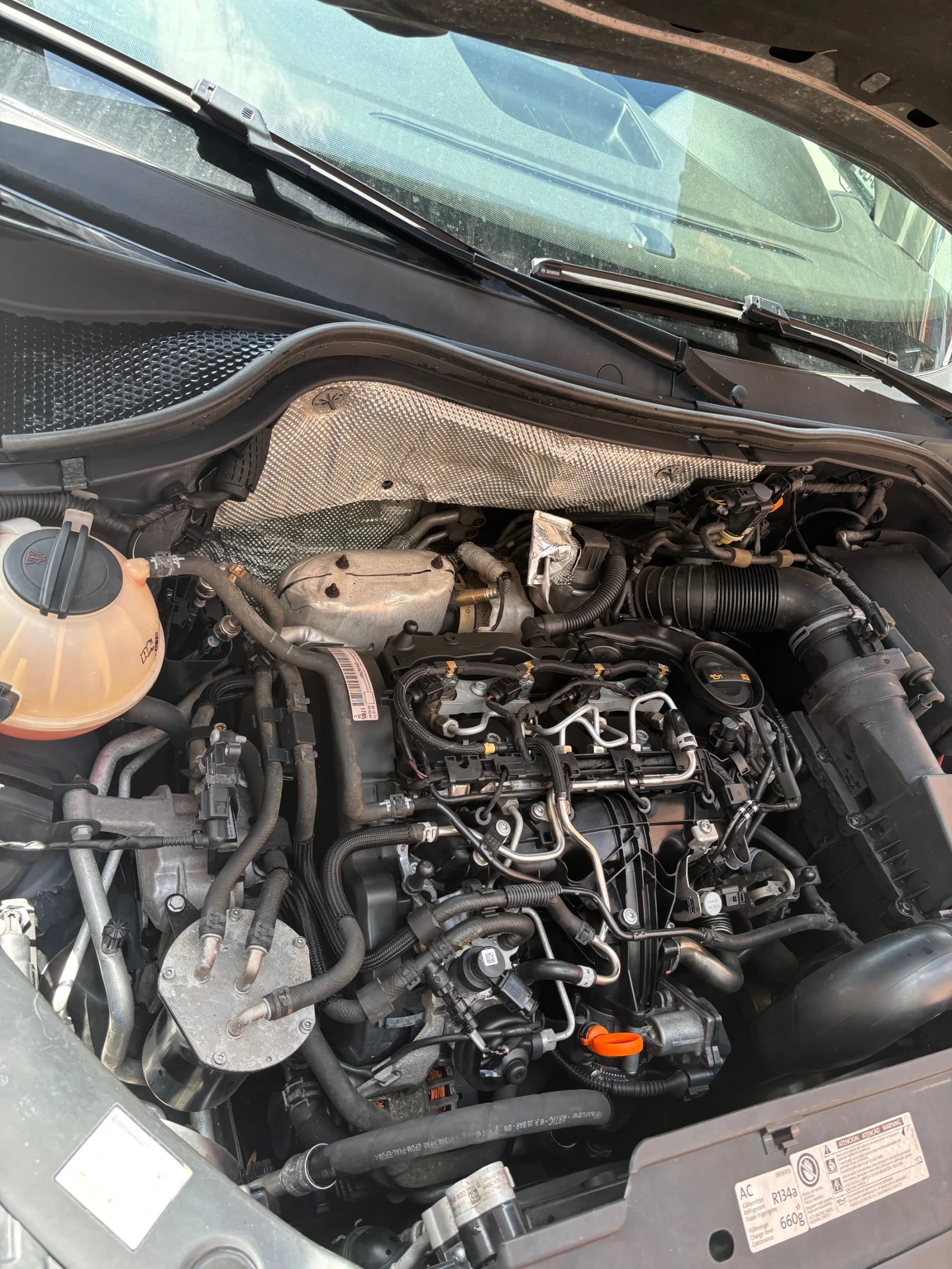 VW Tiguan, снимка 13 - Автомобили и джипове - 55953885