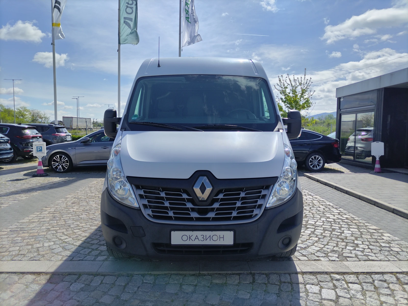 Renault Master 2.3dCi/110к.с/L1H2 - изображение 2
