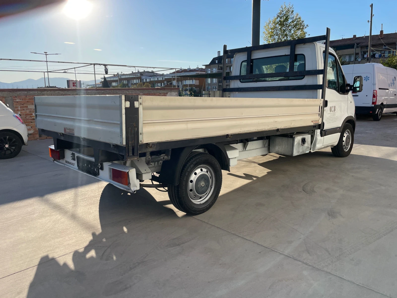 Renault Master 2.5 DCI / КЛИМАТИК/ 3.60м, снимка 4 - Бусове и автобуси - 56160685