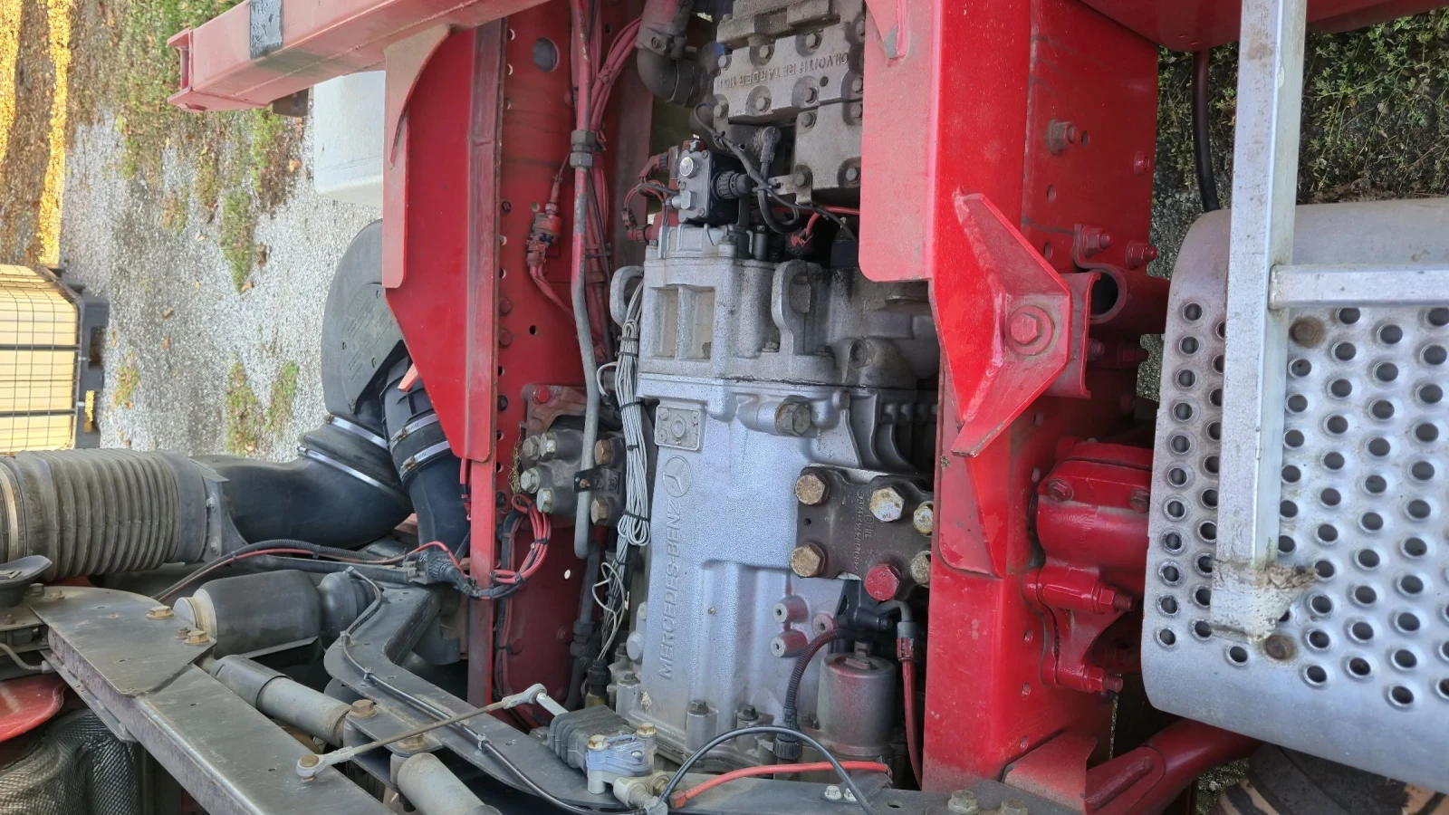 Mercedes-Benz Actros 1853 | Mobile.bg   11