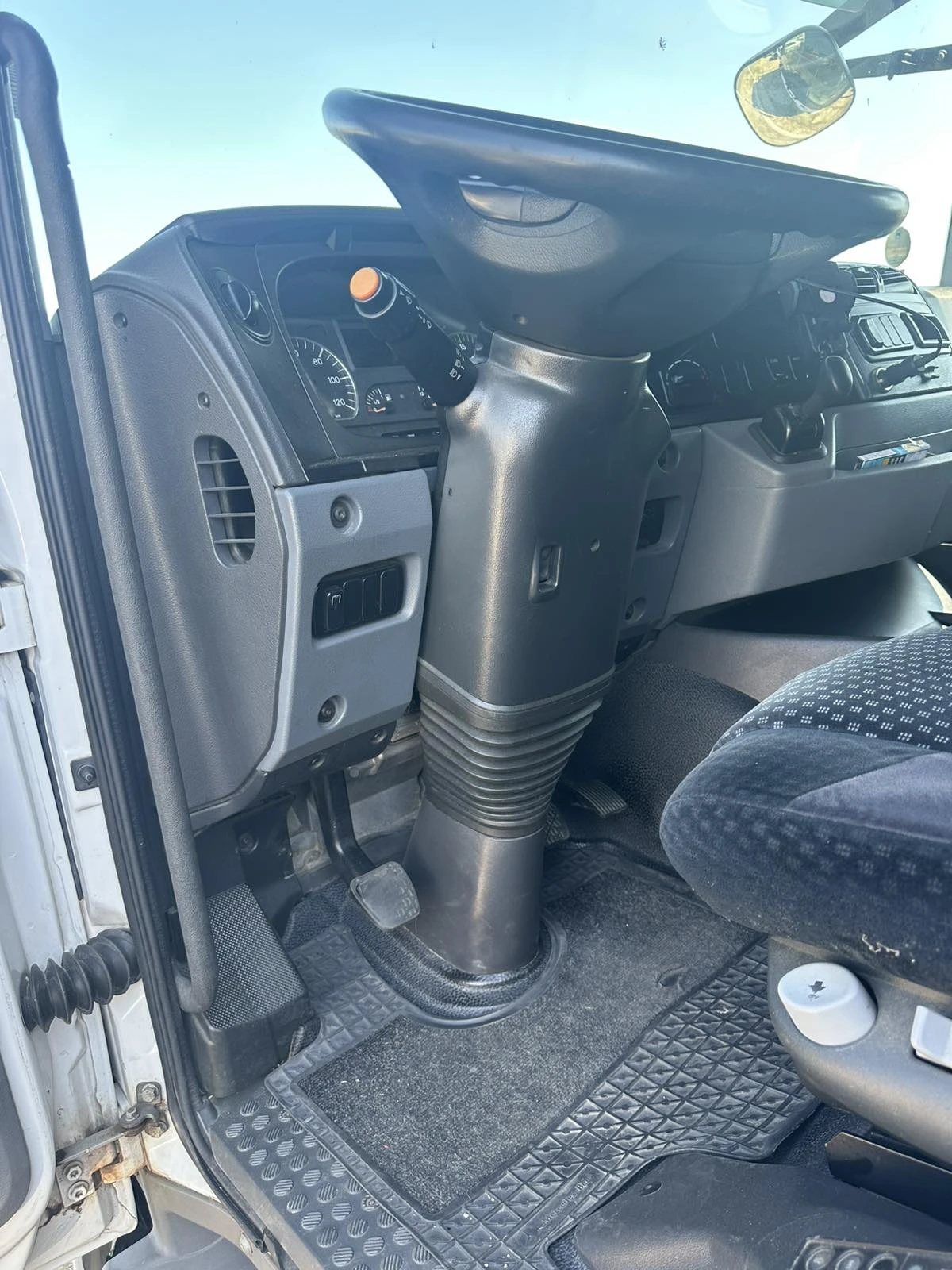 Mercedes-Benz Atego 1229 L, снимка 8 - Камиони - 55624401