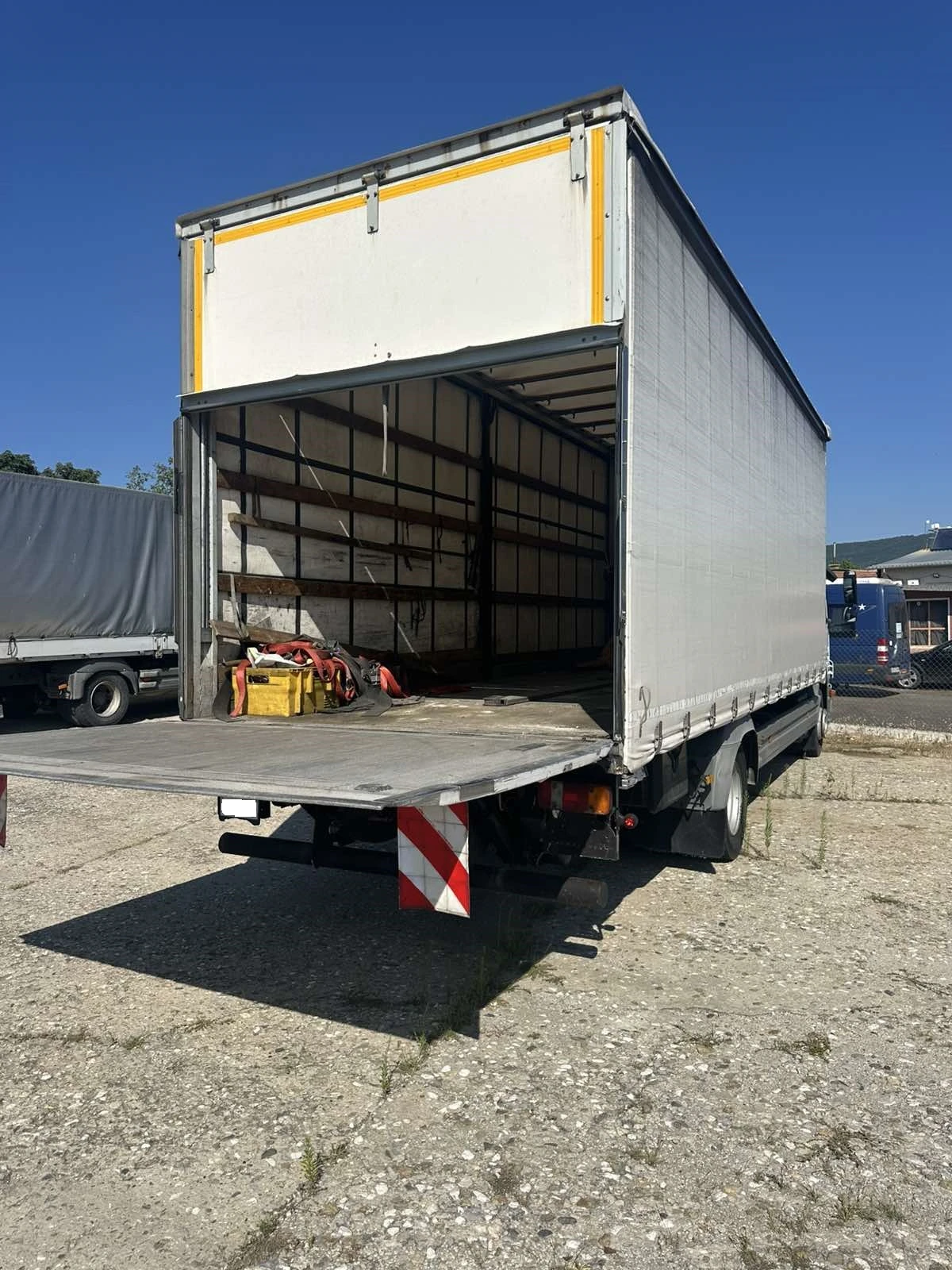 Mercedes-Benz Atego 1229 L, снимка 3 - Камиони - 55624401