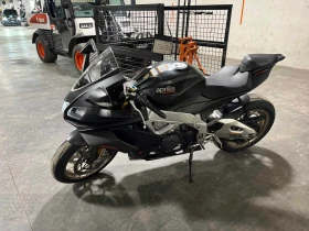 Aprilia RSV4 * 1100* FACTORY* ACRAPOVIC* CARBON* КЛИП НА ЛИЧНО*, снимка 2