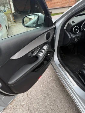 Mercedes-Benz C 220, снимка 12