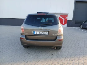 Toyota Corolla verso, снимка 4