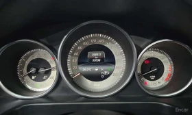 Mercedes-Benz E 400 4MATIC * 360 КАМЕРА * FACELIFT * ОБДУХВАНЕ * , снимка 8