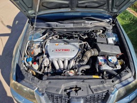 Honda Accord Седан, снимка 9 - Автомобили и джипове - 44808811