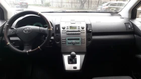 Toyota Corolla verso, снимка 2