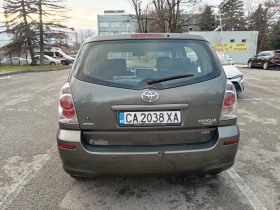 Toyota Corolla verso, снимка 6