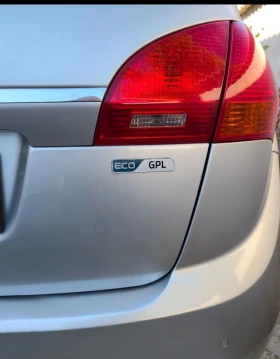 Hyundai I20  КИА ВЕНГА, снимка 4