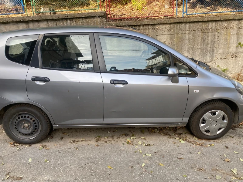 Honda Jazz, снимка 3 - Автомобили и джипове - 47529437