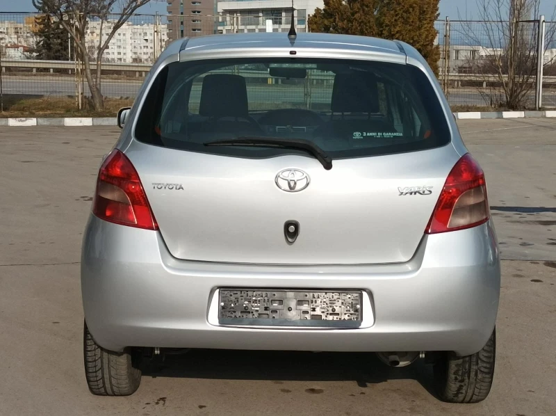 Toyota Yaris * * 1.3VVTI* 87ps* ITALIA* * , снимка 16 - Автомобили и джипове - 49041374