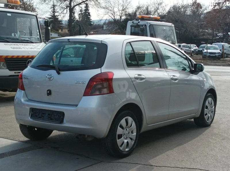 Toyota Yaris * * 1.3VVTI* 87ps* ITALIA* * , снимка 12 - Автомобили и джипове - 49041374