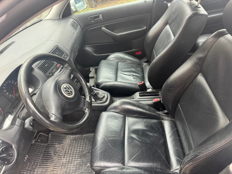 VW Golf 1.9 TDI 4x4, снимка 8 - Автомобили и джипове - 49135925