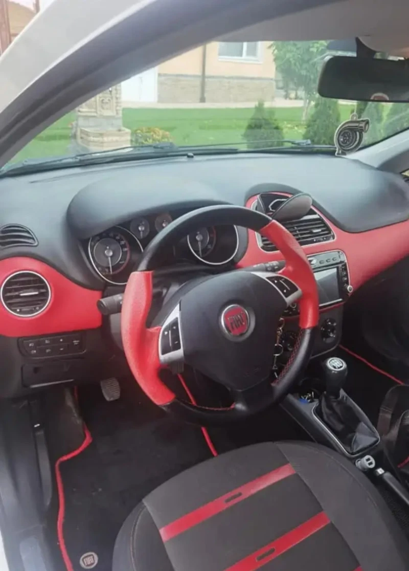 Fiat Punto 1.3 mjet, снимка 4 - Автомобили и джипове - 51796117