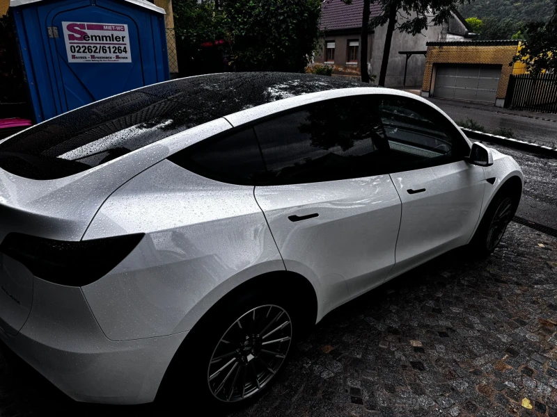 Tesla Model Y Long Range AWD + Acceleration Boost , снимка 3 - Автомобили и джипове - 51599621