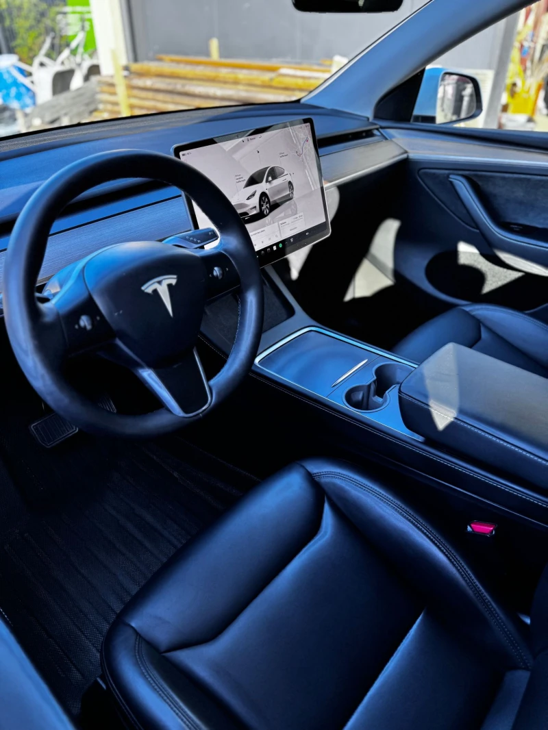 Tesla Model Y Long Range AWD + Acceleration Boost , снимка 8 - Автомобили и джипове - 51599621