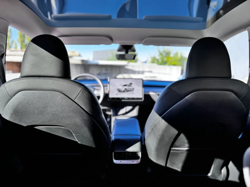 Tesla Model Y Long Range AWD + Acceleration Boost , снимка 7 - Автомобили и джипове - 51599621