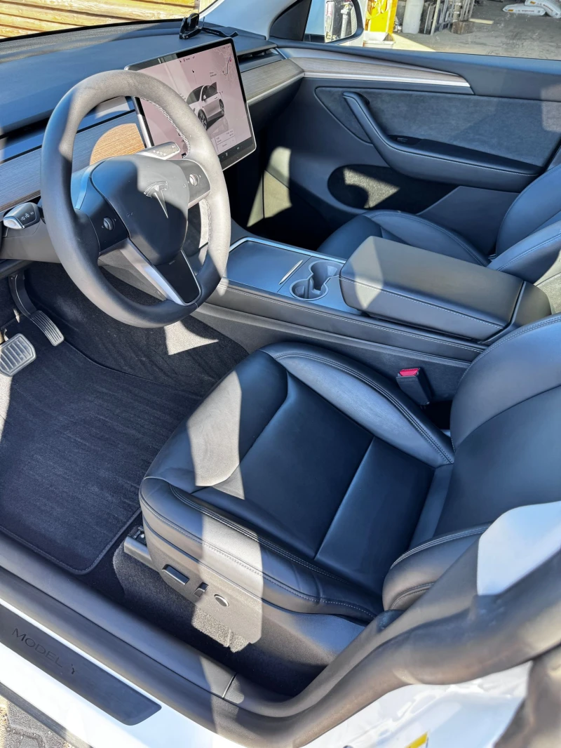 Tesla Model Y Long Range AWD + Acceleration Boost , снимка 15 - Автомобили и джипове - 51599621