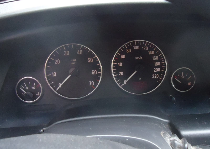 Opel Zafira eko  M, снимка 10 - Автомобили и джипове - 51679984