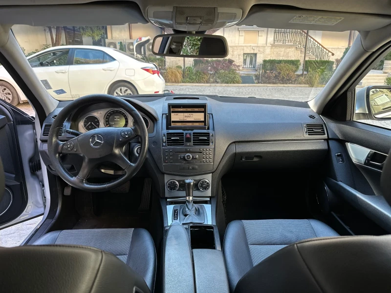 Mercedes-Benz 220, снимка 6 - Автомобили и джипове - 52578063