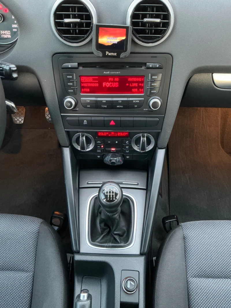 Audi A3 1.6 TDI, снимка 17 - Автомобили и джипове - 52697335