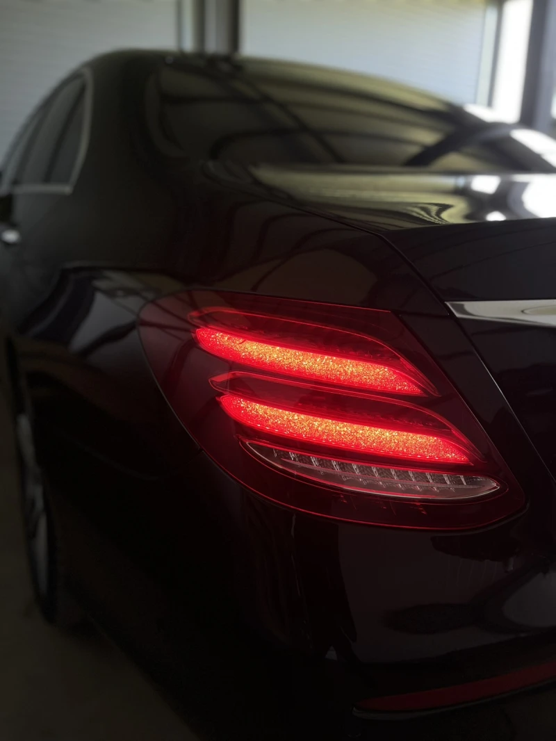 Mercedes-Benz E 350 CDI AMG Virtual cocpit multibeam, снимка 11 - Автомобили и джипове - 52730756