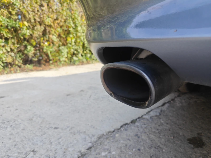 BMW 320 d AUTOMAT 2010g, снимка 9 - Автомобили и джипове - 52831427