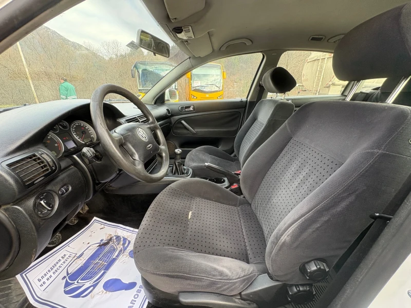 VW Passat, снимка 6 - Автомобили и джипове - 53097639