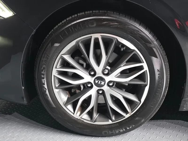 Kia K5 2.0, снимка 5 - Автомобили и джипове - 54263592