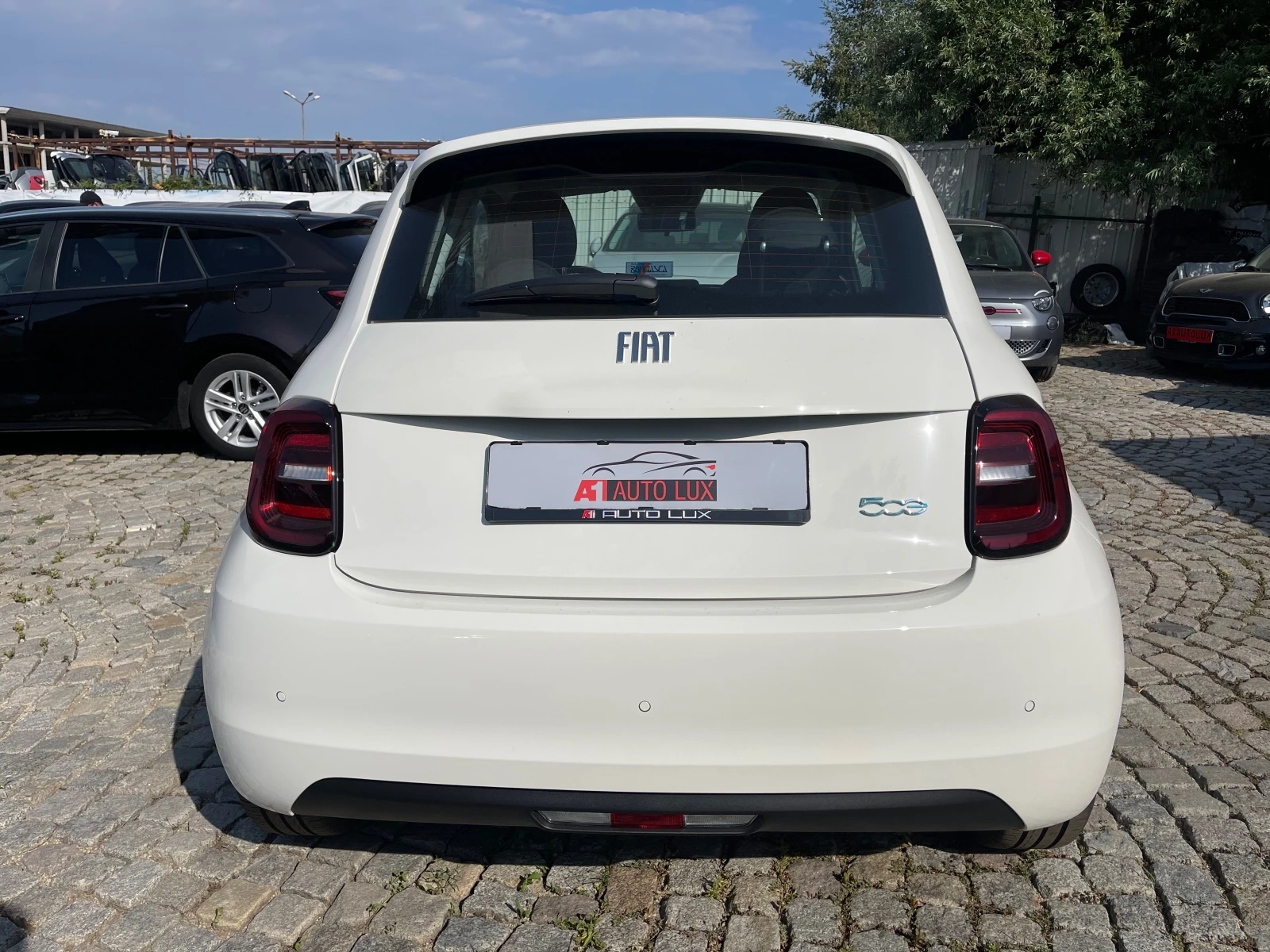 Fiat 500 E ICON/НОВ/42kWh - изображение 4