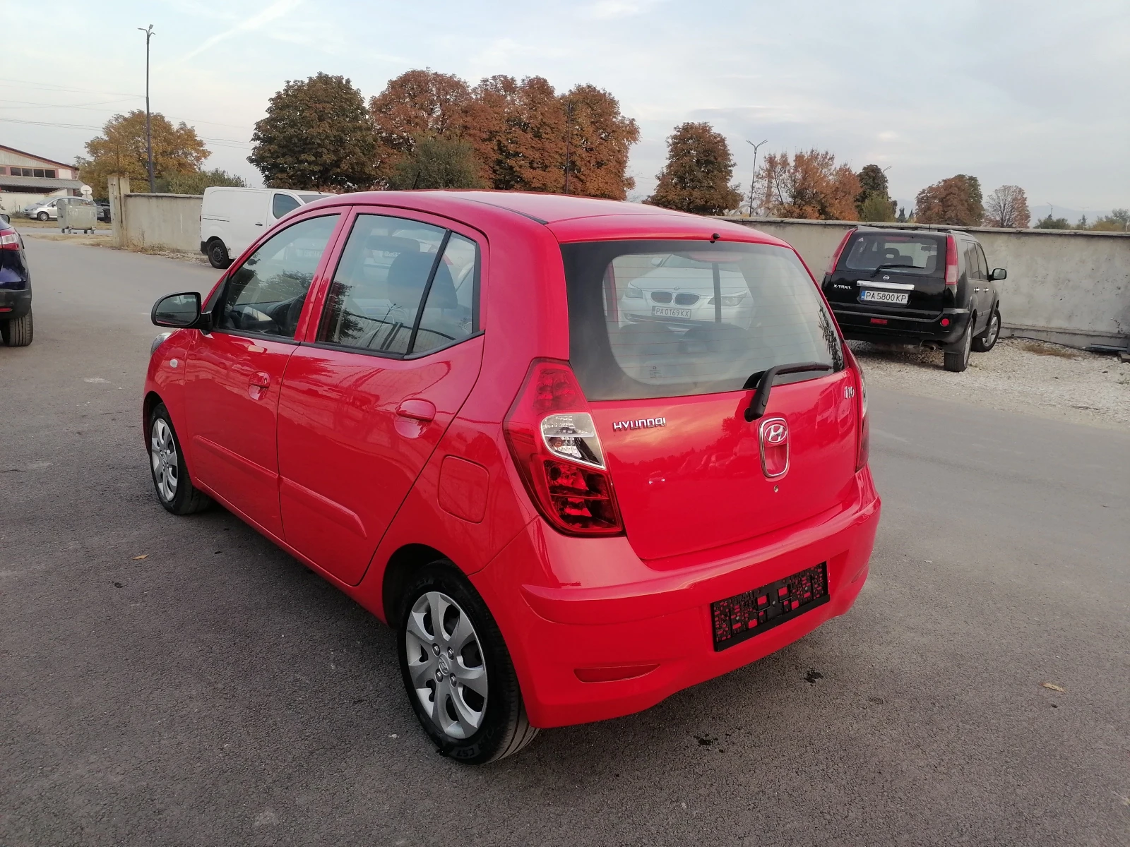 Hyundai I10 1.1 ГАЗ - изображение 4