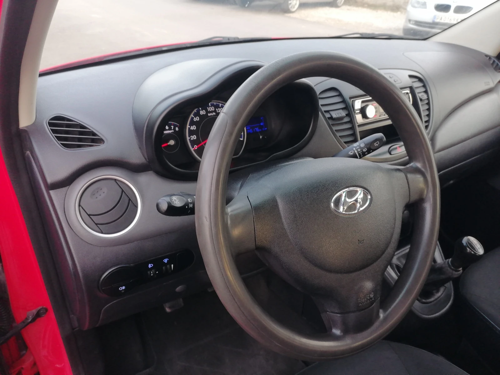 Hyundai I10 1.1 ГАЗ - изображение 6