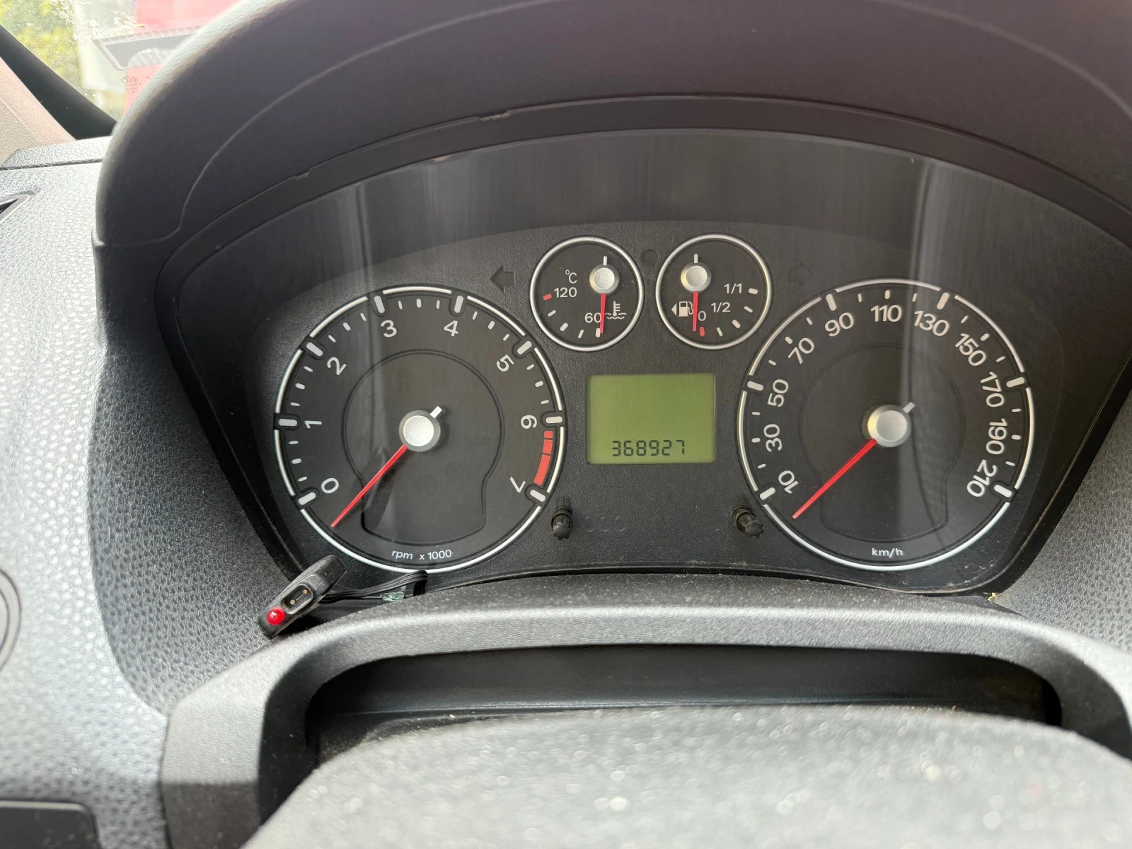 Ford Fiesta  - изображение 8