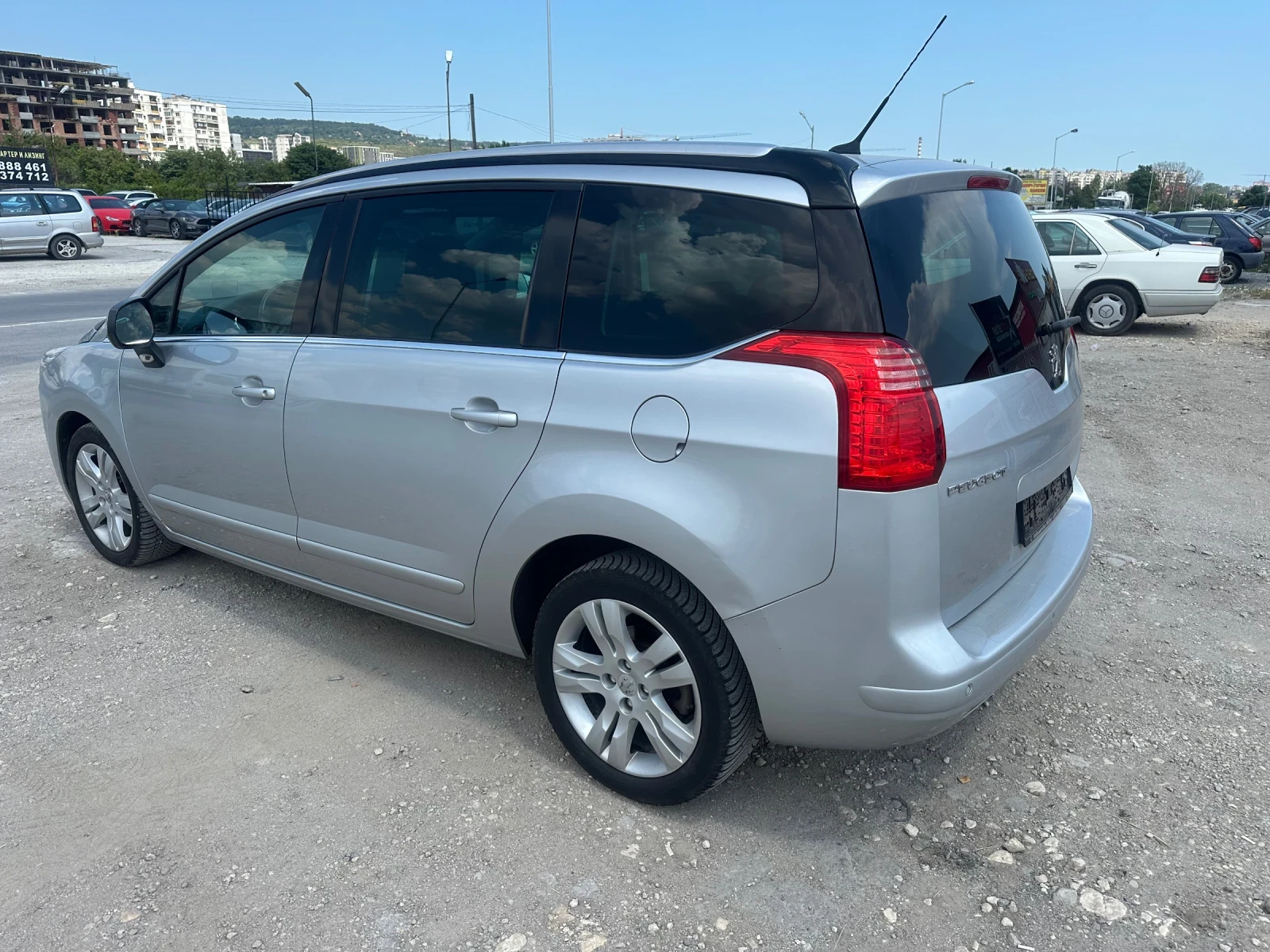 Peugeot 5008 2.0 HDI NAVi  - изображение 4
