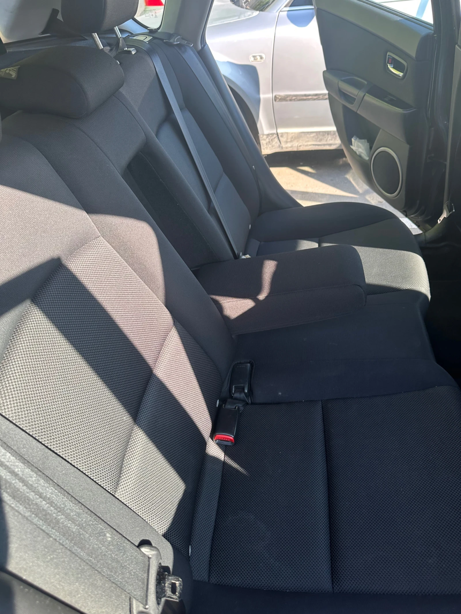 Mazda 3  2009 2.0TDI 143HP - изображение 9