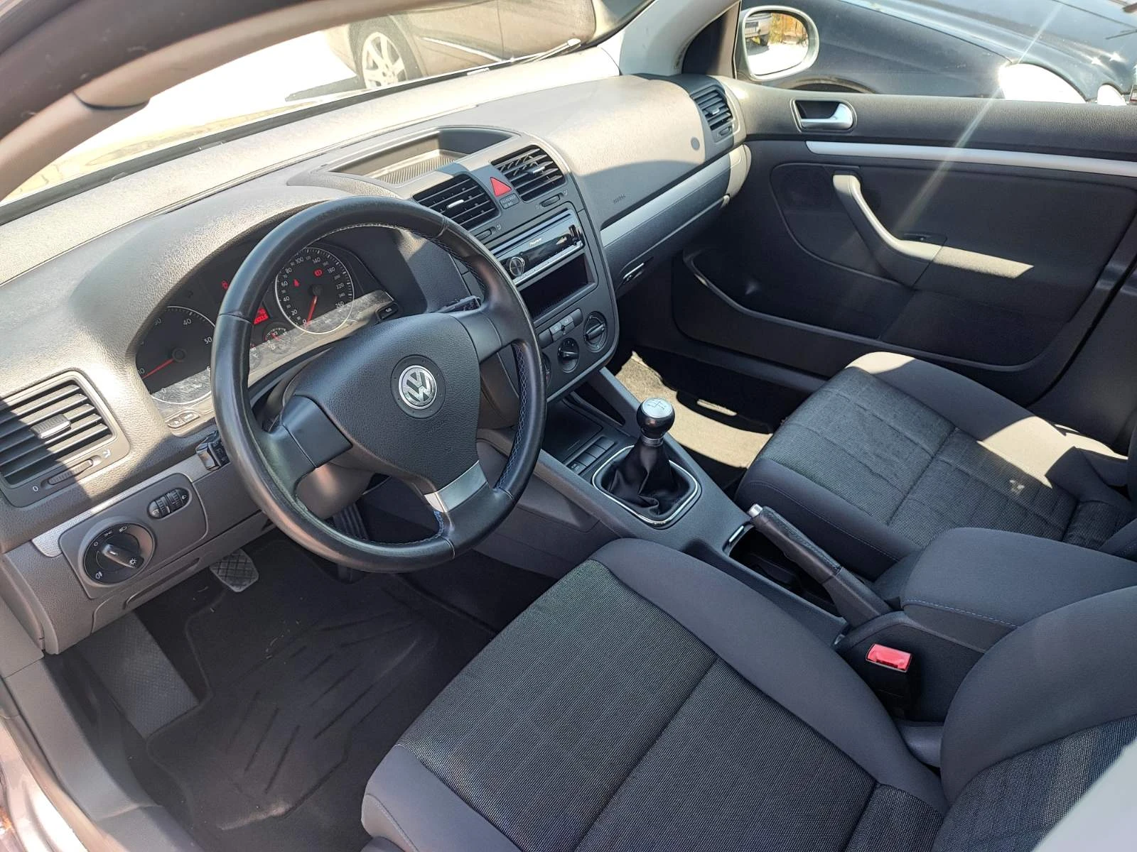 VW Golf 1.9TDI - изображение 9