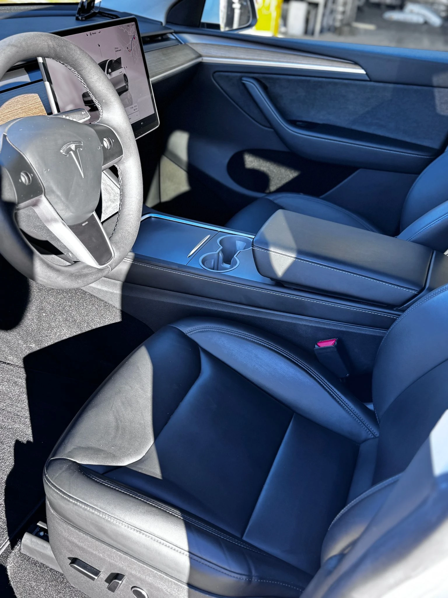 Tesla Model Y Long Range AWD + Acceleration Boost  | Mobile.bg   13